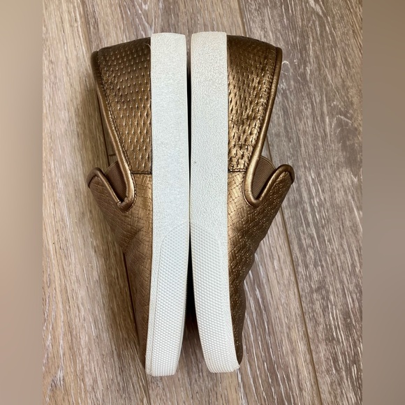 Vince Camuto Gold Loafer 9 - Picture 6 of 9